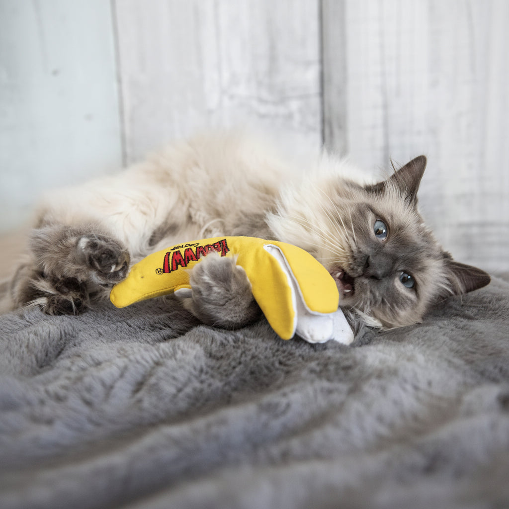 Yeowww!, Chi-CAT-a Catnip Peeled Banana Cat Toy (pack of 2)