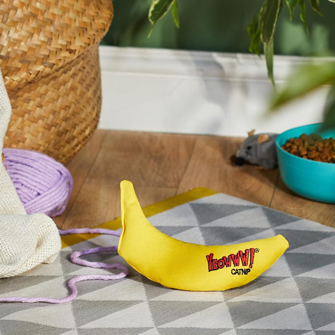 Yeowww! Catnip Toy, Yellow Banana (pack of 2)