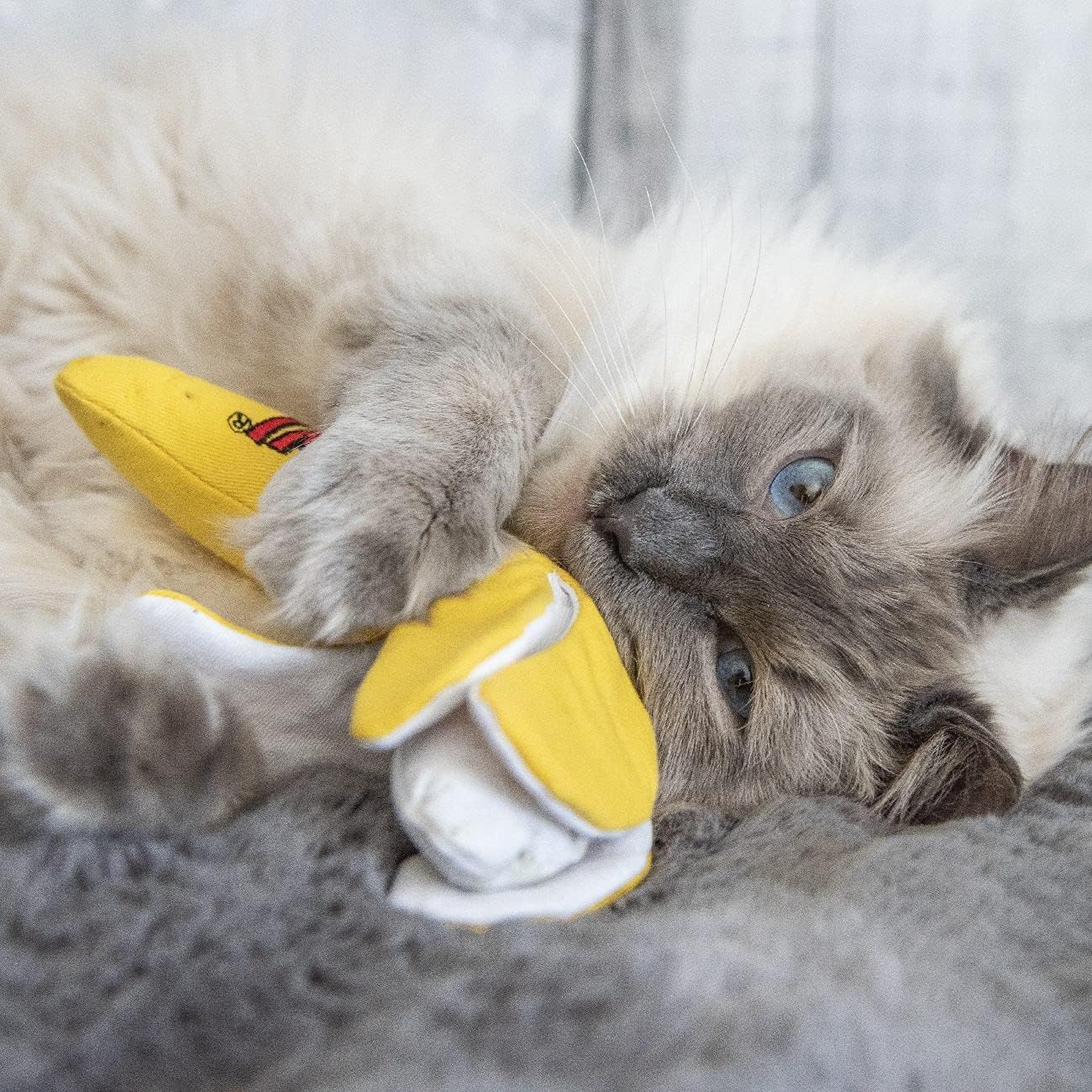 Yeowww!, Chi-CAT-a Catnip Peeled Banana Cat Toy (pack of 2)